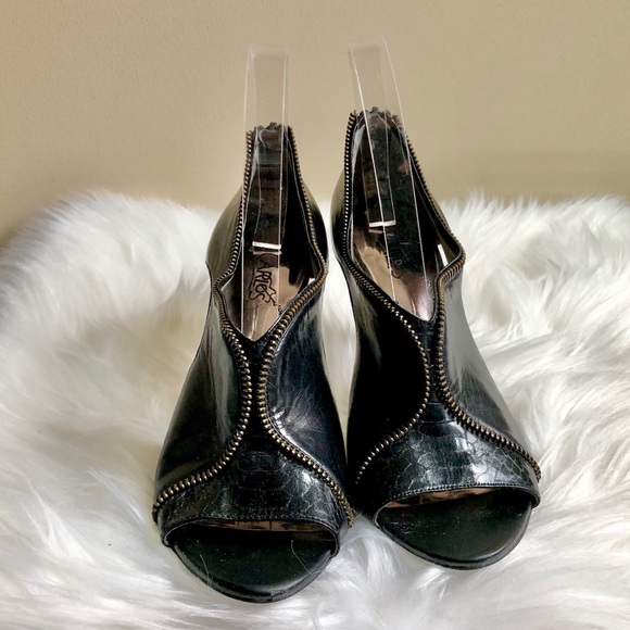 New Condition Carlos Santana Sexy Zipper Heels - Picture 5 of 8